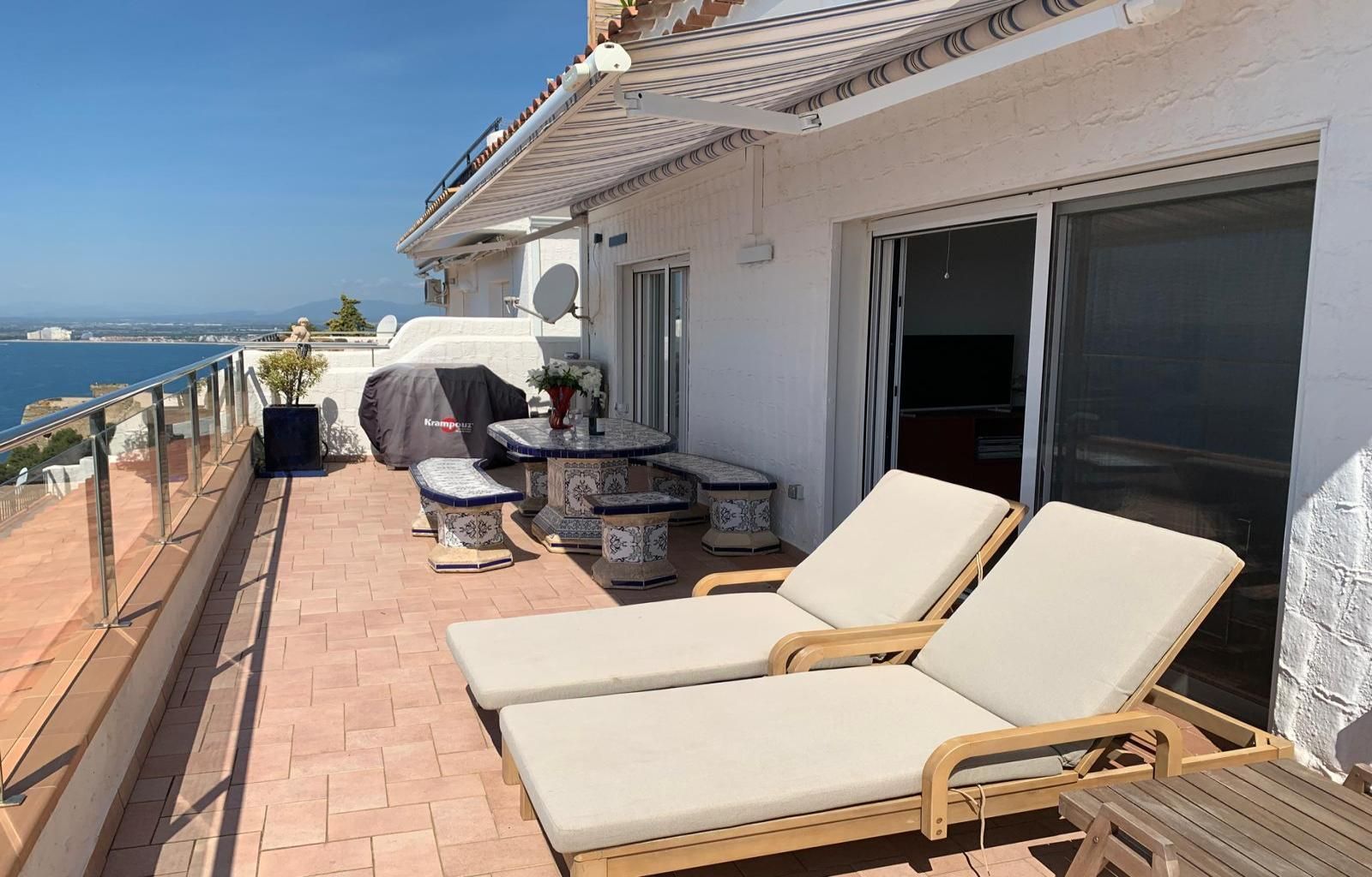 Terrace of Apartment for sale in Roses  with Air Conditioner and Storage room