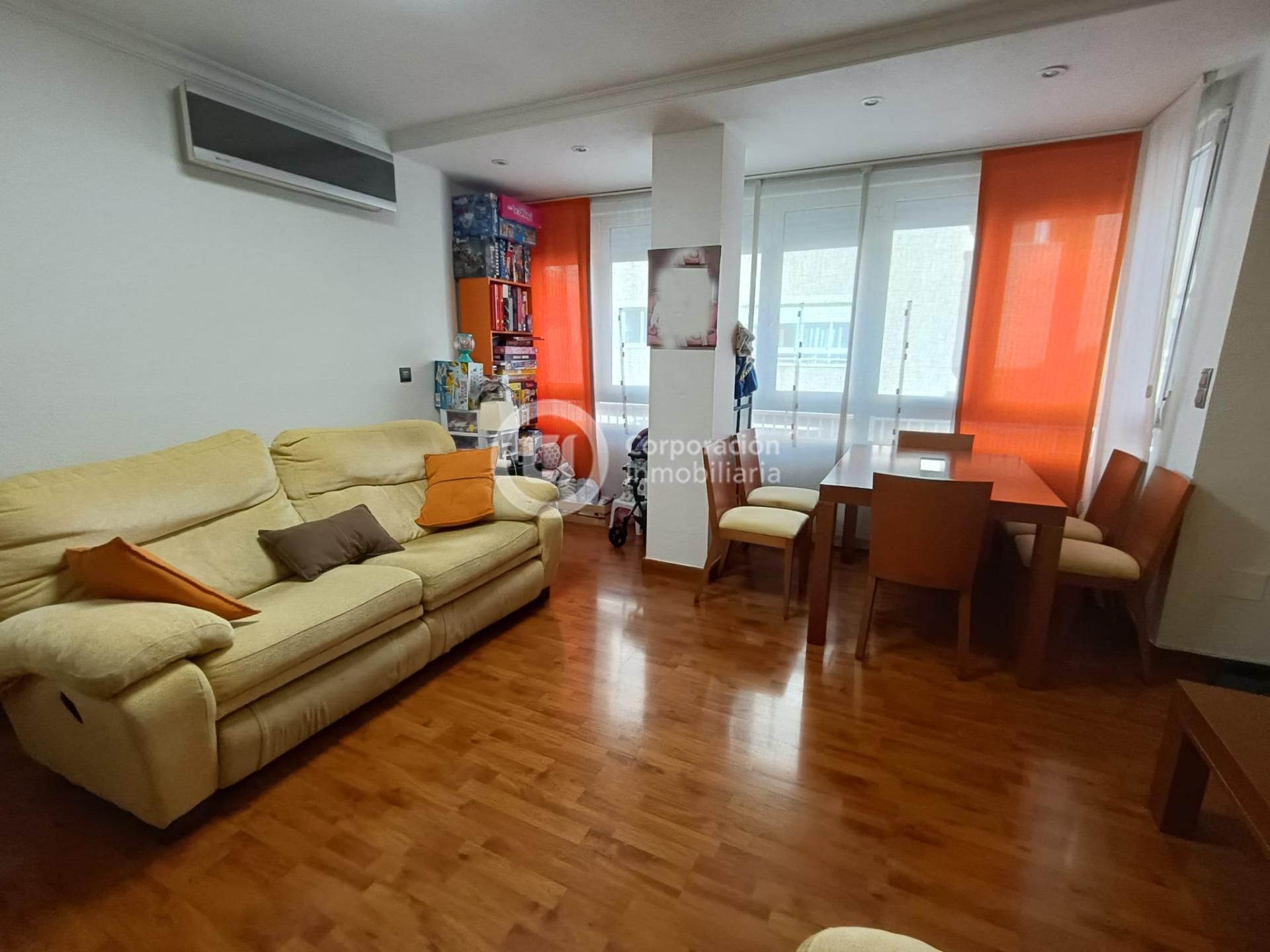 Sala d'estar de Dúplex en venda en Lorca amb Aire condicionat, Calefacció i Terrassa