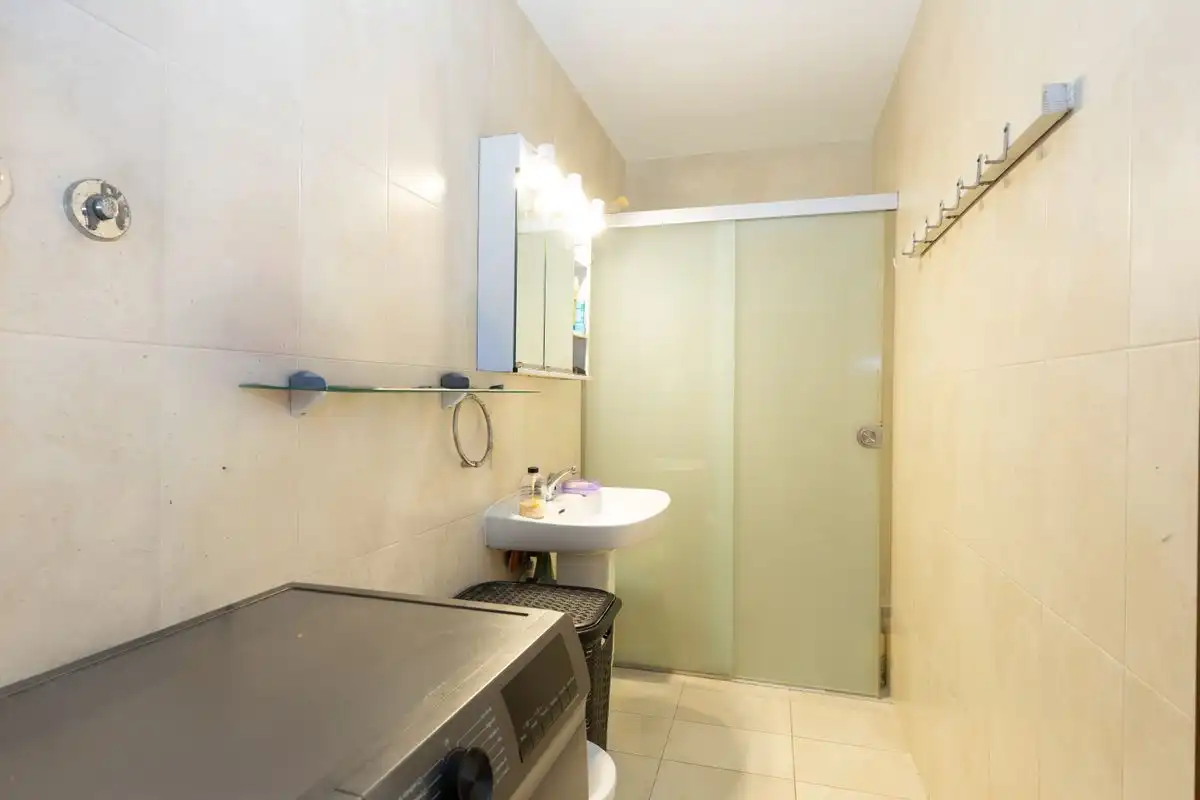 Baño de Piso en venta en Eivissa con Calefacción y Amueblado