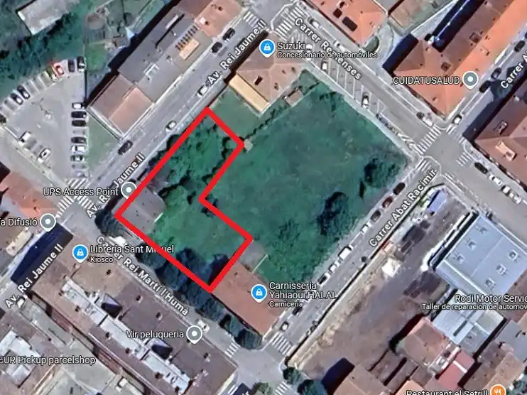 Terreno residencial en venta en Carrer Rei Martí l'Humà 14