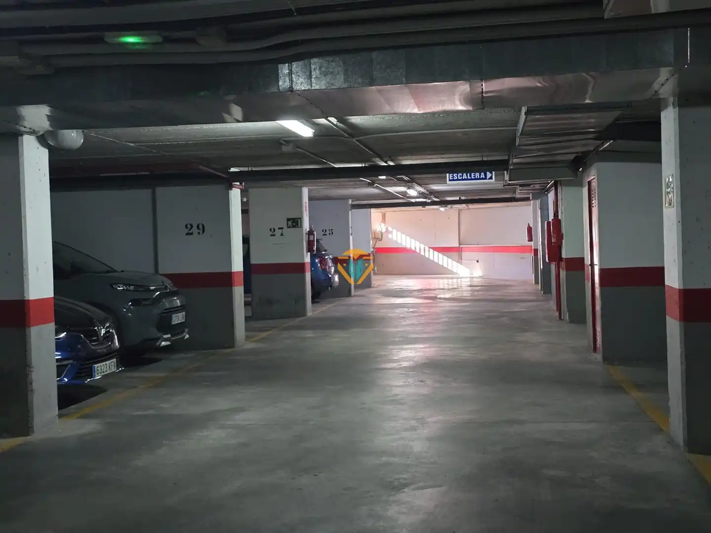 Parking de Apartamento en venta en Benidorm con Aire acondicionado, Calefacción y Jardín privado