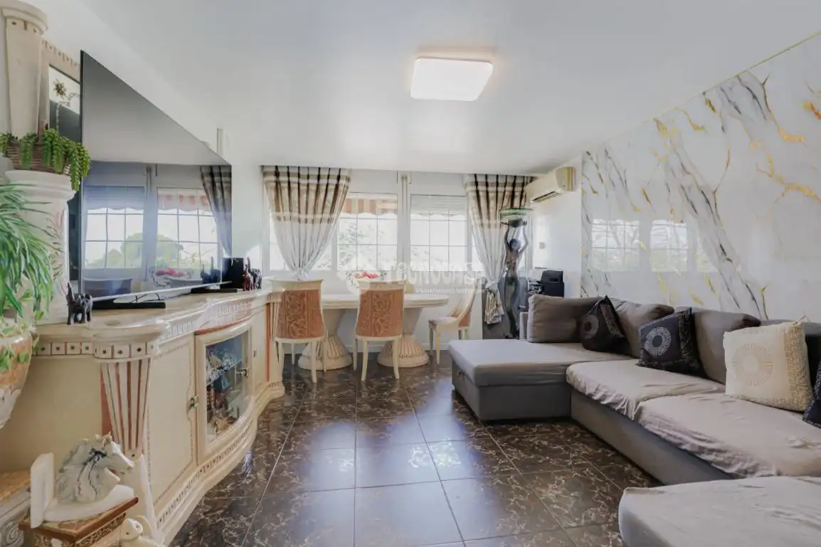 Living room of Flat for sale in Sant Boi de Llobregat  with Air Conditioner