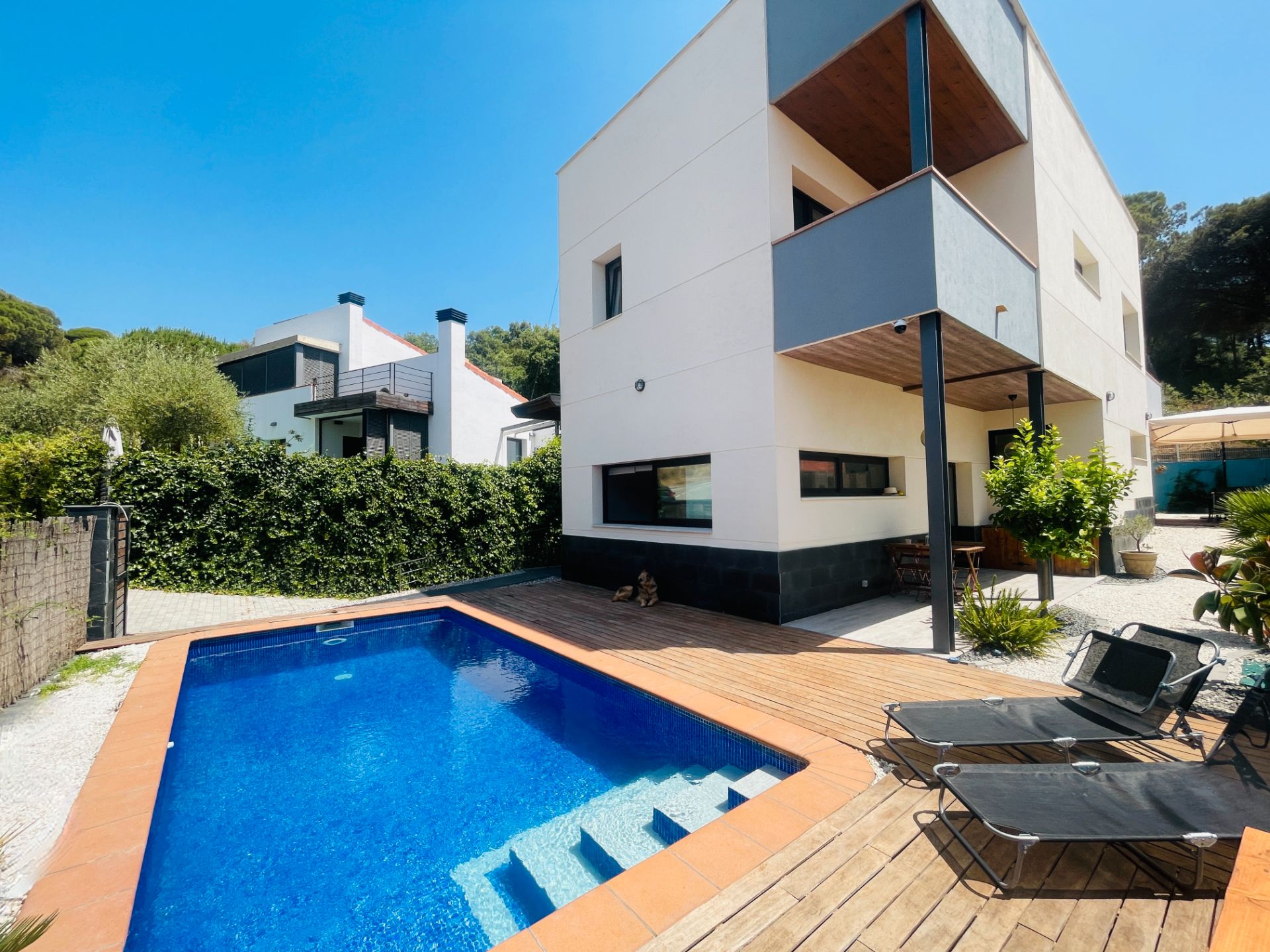 Piscina de Casa o xalet en venda en Sant Pol de Mar amb Aire condicionat, Calefacció i Jardí privat