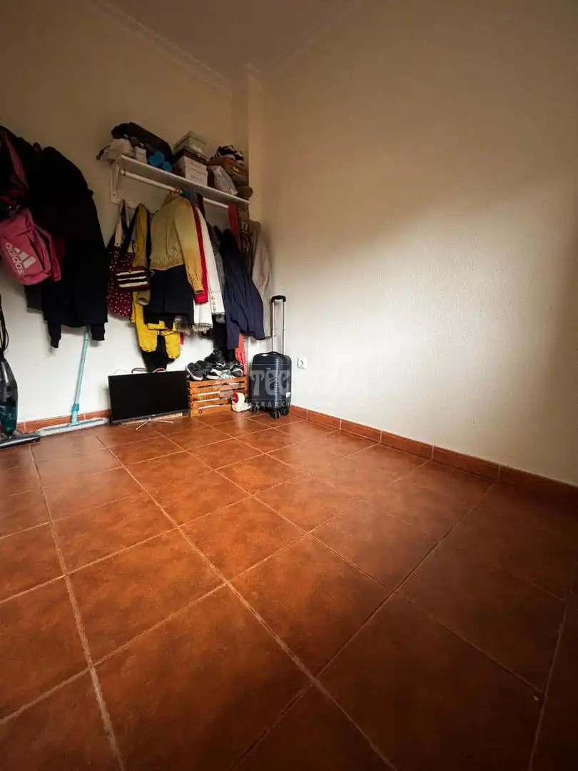 Detached homes for sale in Sevilla  with Air Conditioner