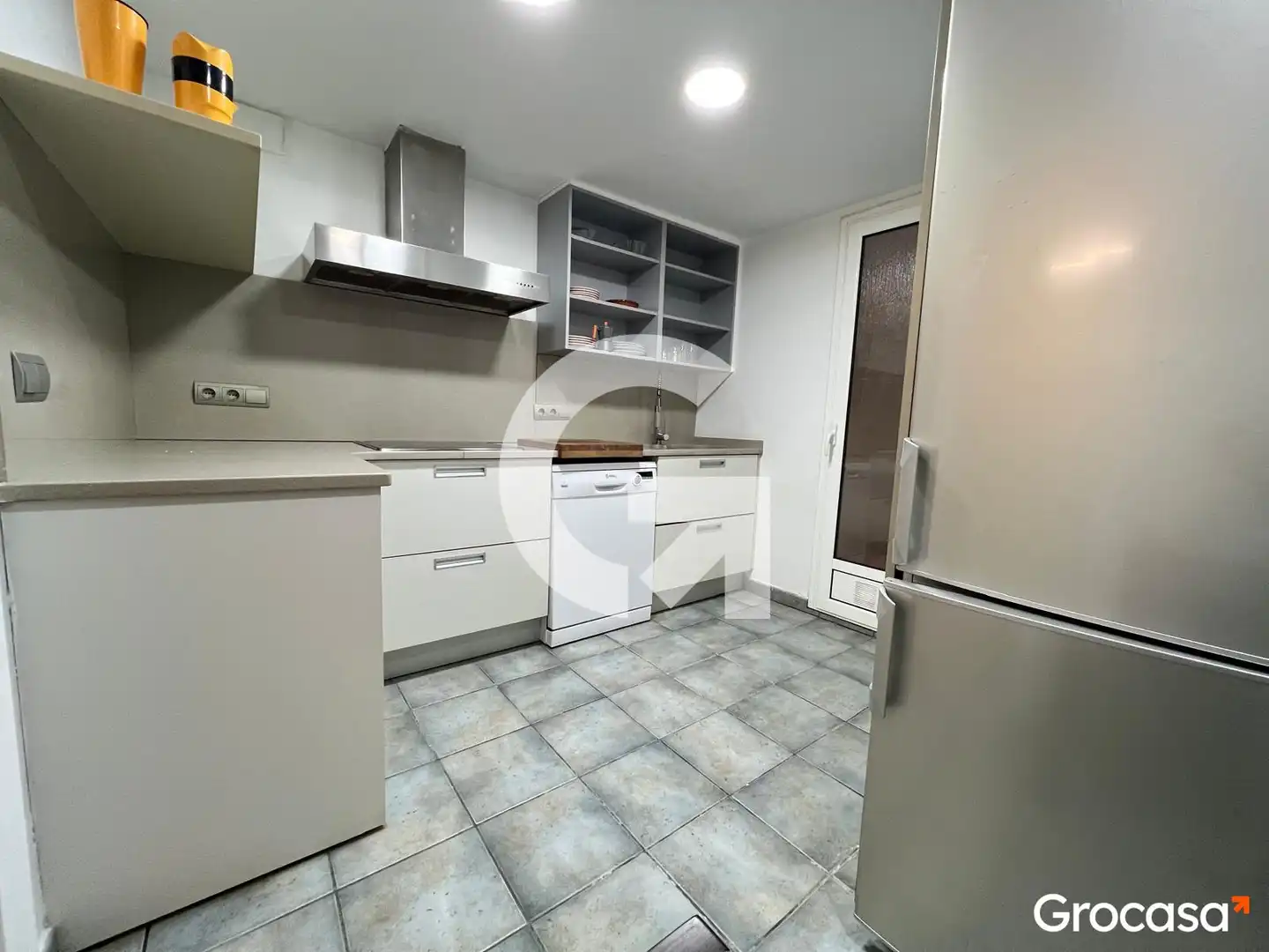 Cocina de Planta baja en venta en Rubí con Calefacción, Terraza y Amueblado