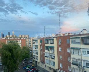Exterior view of Flat for sale in  Madrid Capital  with Air Conditioner
