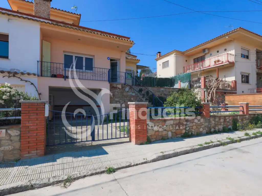 Vista exterior de Casa o chalet en venta en Santa Eulàlia de Ronçana