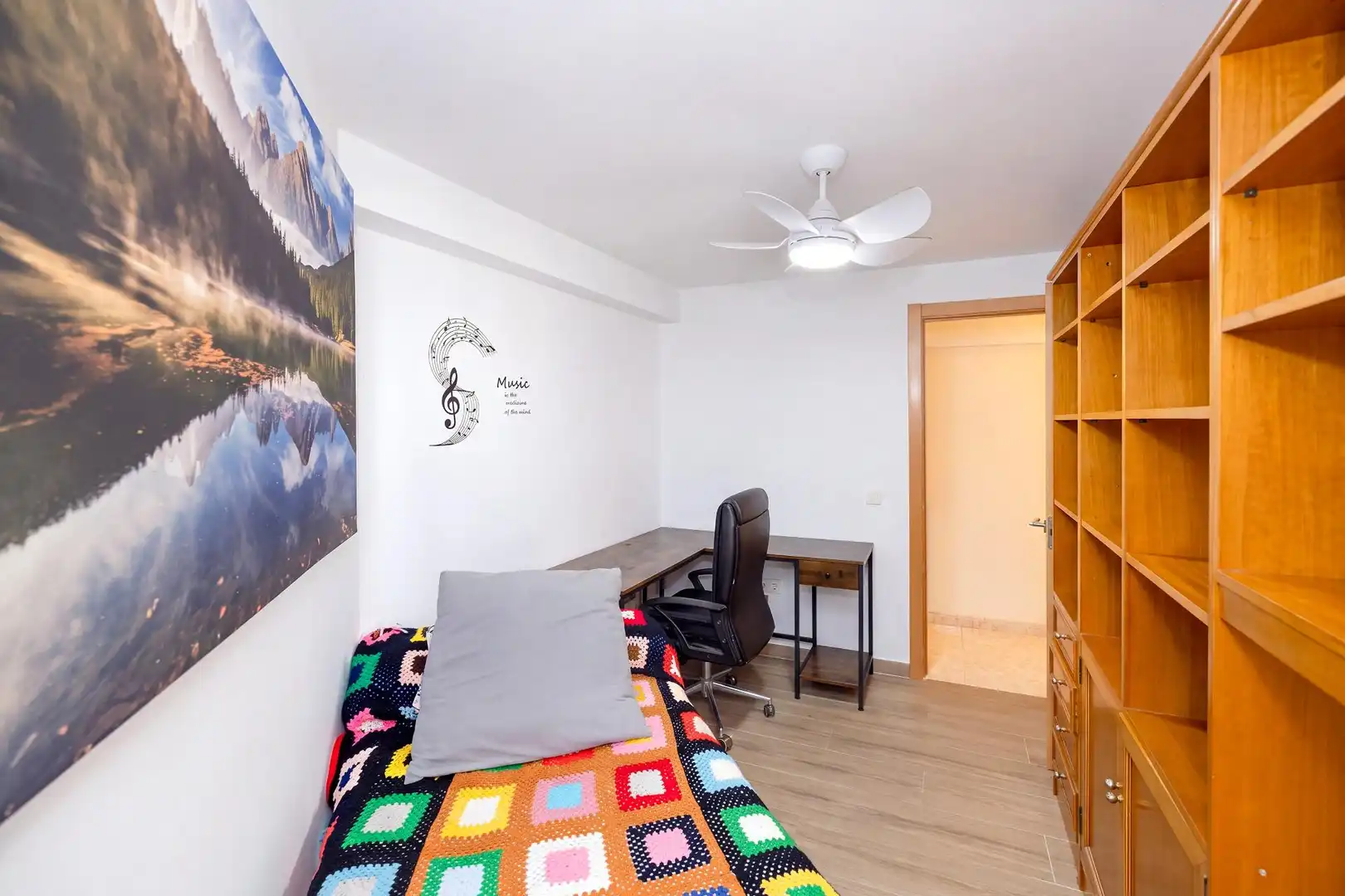 Habitación de Piso en venta en Los Boliches 
