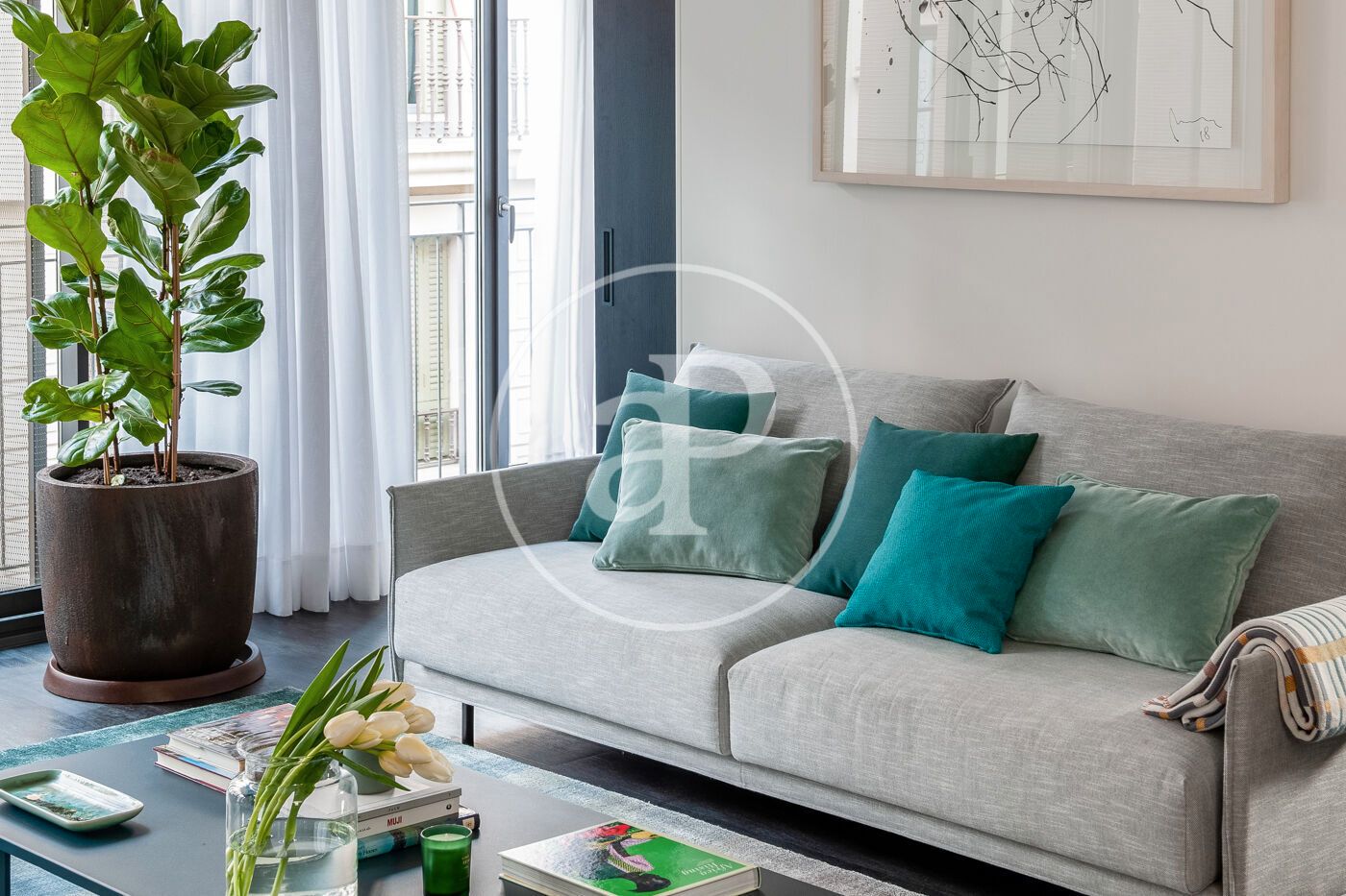 Sala d'estar de Pis de lloguer en  Barcelona Capital amb Aire condicionat, Calefacció i Jardí privat