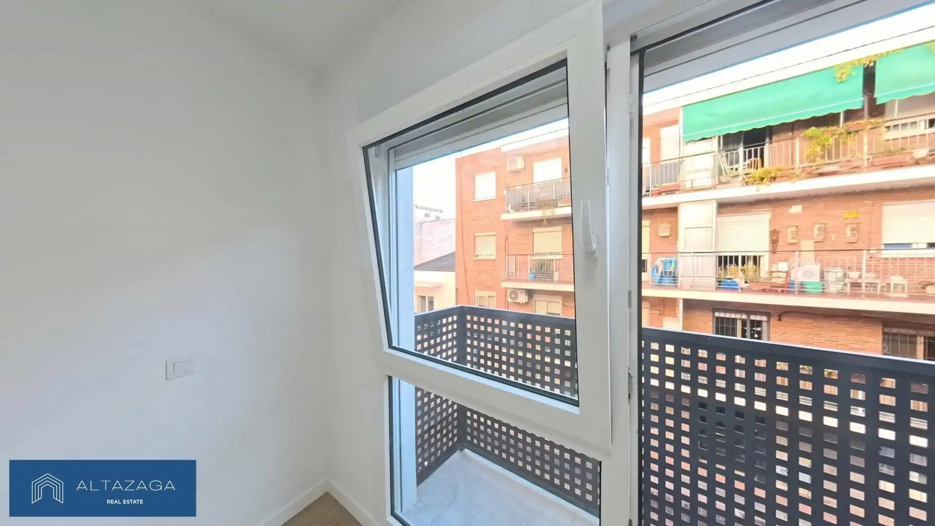 Terrassa de Apartament en venda en Centro