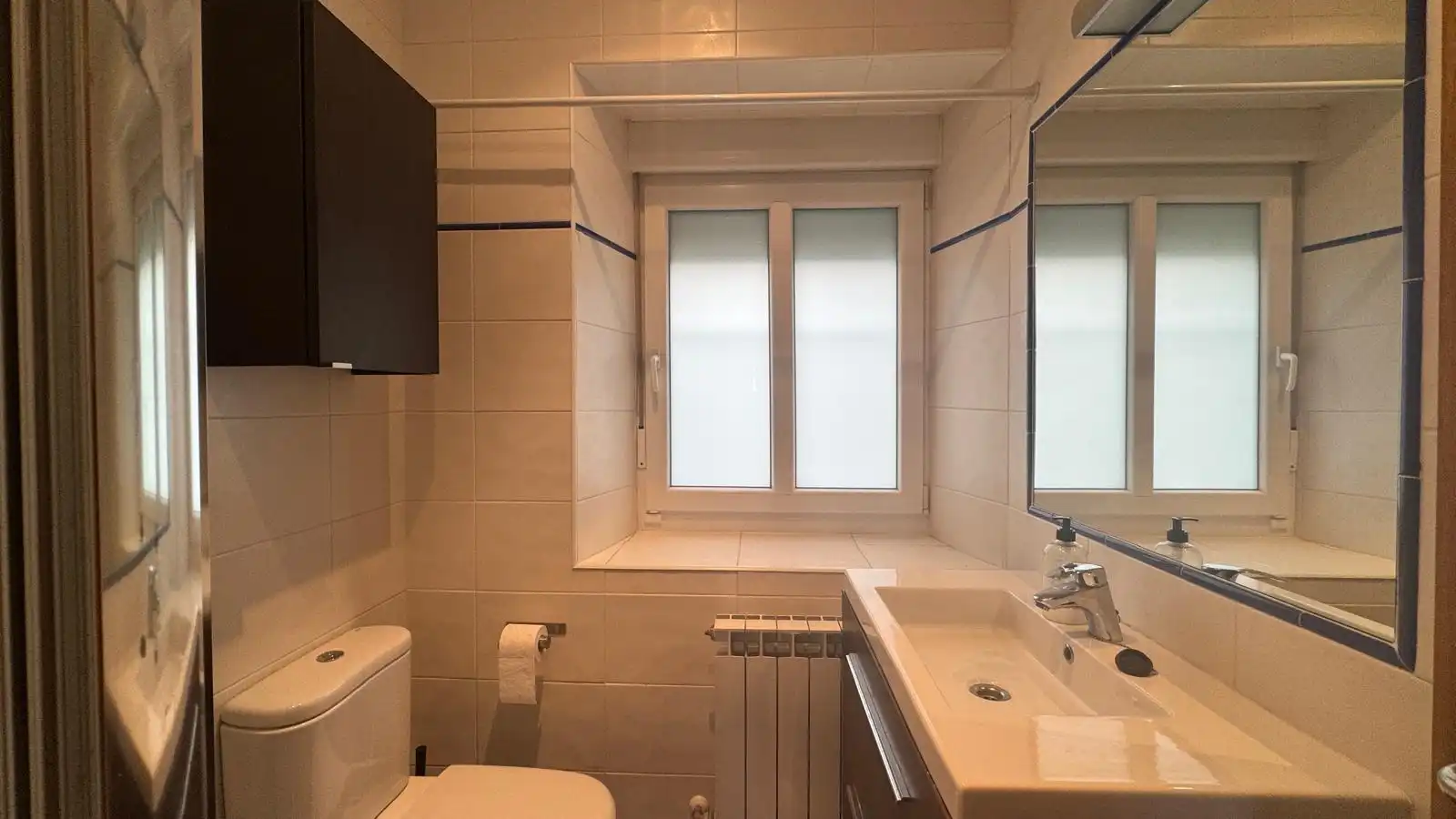 Bathroom of Flat for rent in Santander  with Heating, Parquet flooring and Furnished