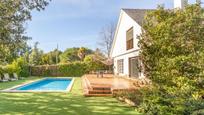 Garden of House or chalet for sale in Matadepera  with Air Conditioner and Swimming Pool