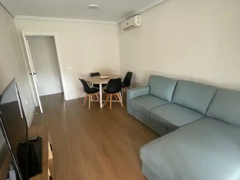 Wohnzimmer von Wohnung zur Miete in Finestrat mit Klimaanlage und Schwimmbad