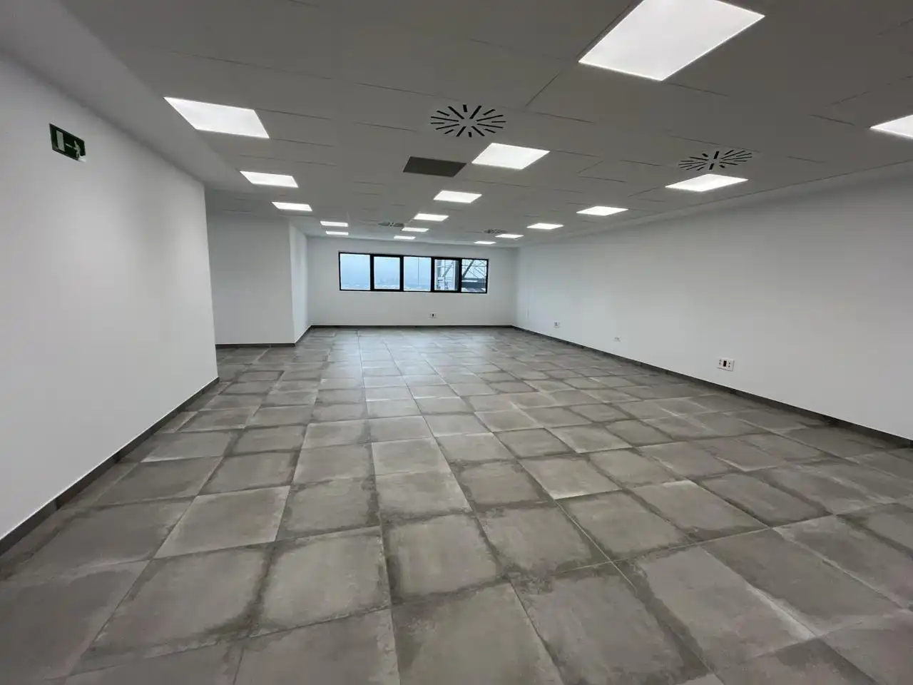 Industrial buildings for rent in Òdena  with Heating