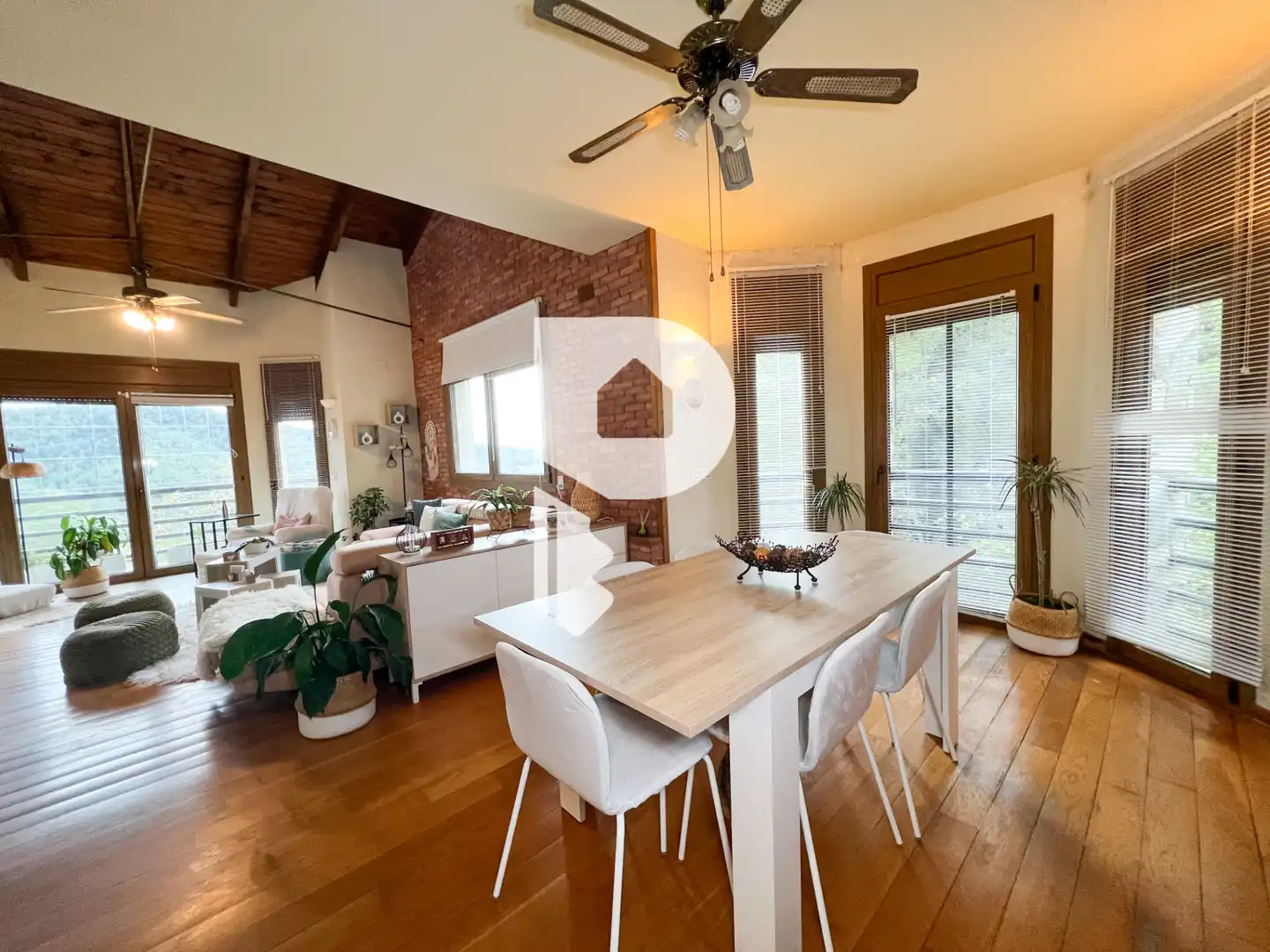 Comedor de Casa o chalet en venta en Vallirana con Aire acondicionado, Calefacción y Terraza