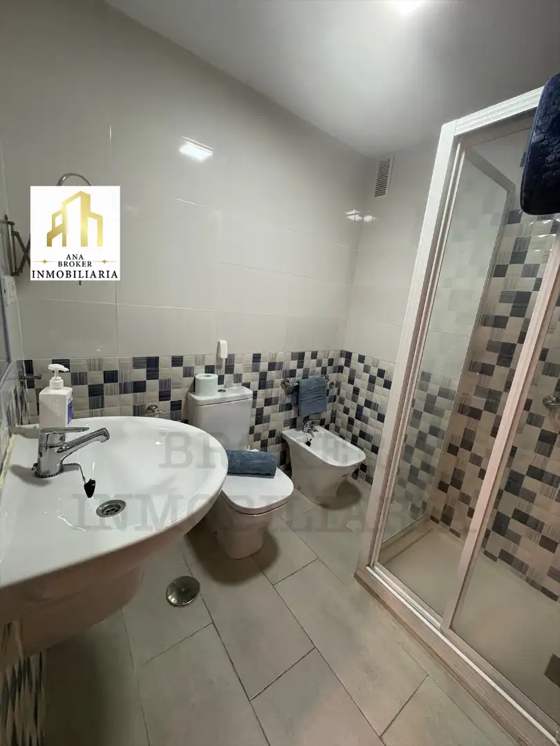 Badezimmer von Wohnung zur Miete in Ronda mit Möbliert
