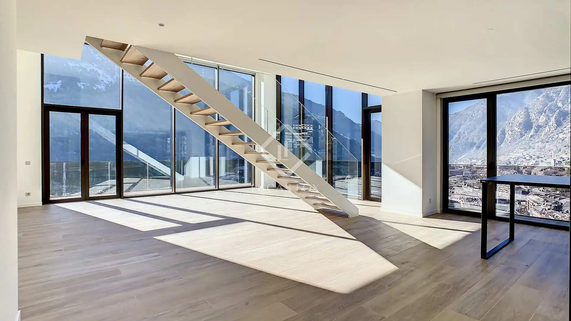 Attic for sale in Escaldes – Engordany  with Heating, Parquet flooring and Terrace