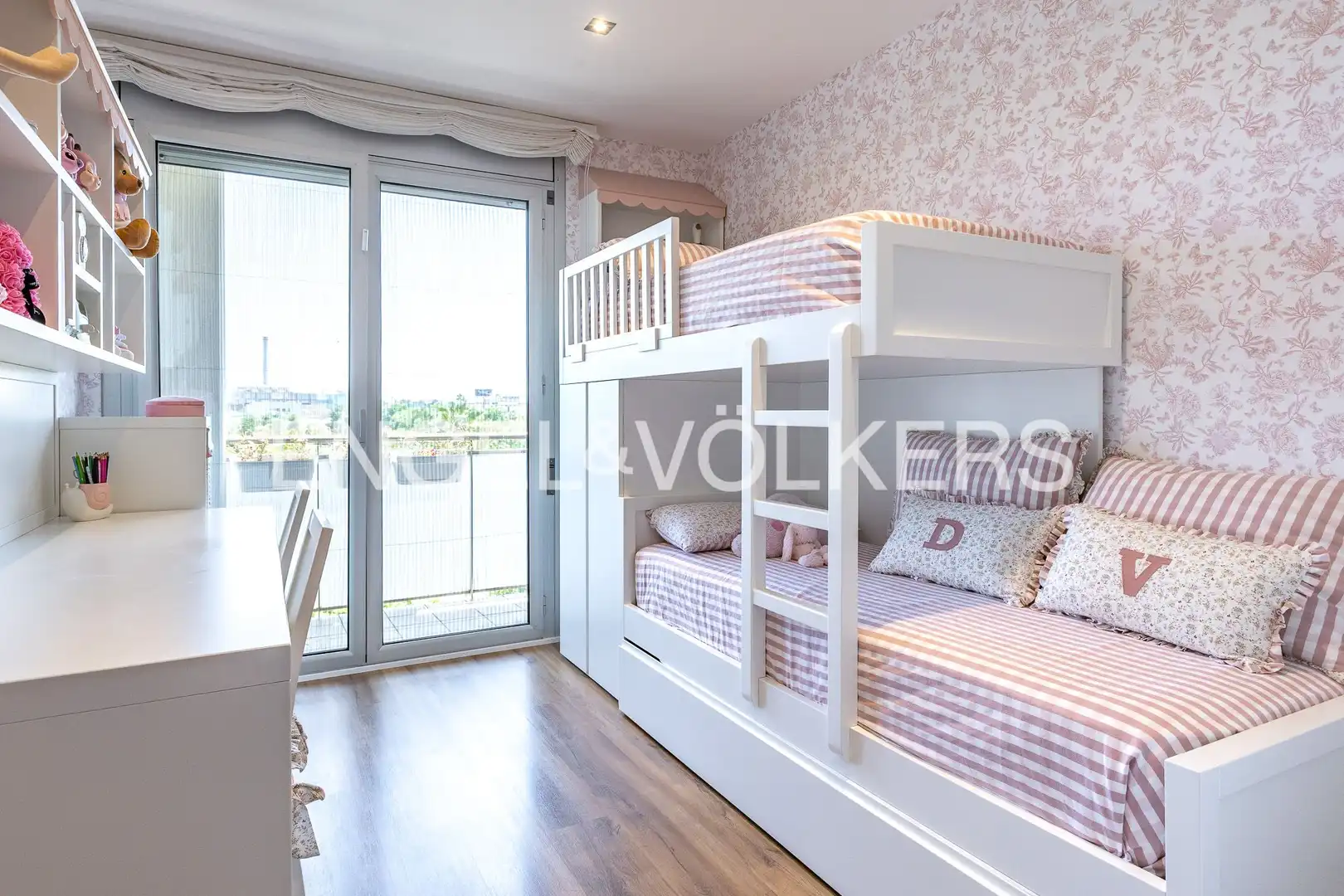 Bedroom of Flat for sale in Sant Adrià de Besòs  with Air Conditioner, Heating and Parquet flooring