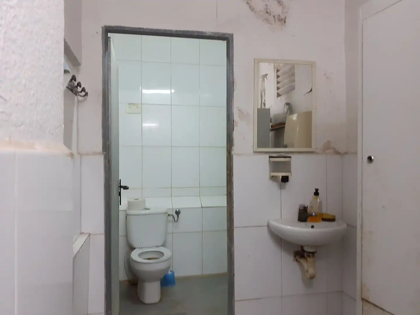 Bathroom of Industrial buildings for rent in Barcelona