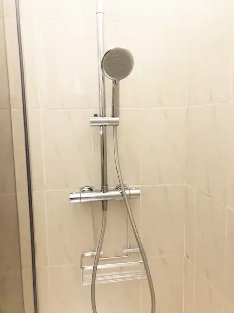 Bathroom of Flat for rent in Carabanchel