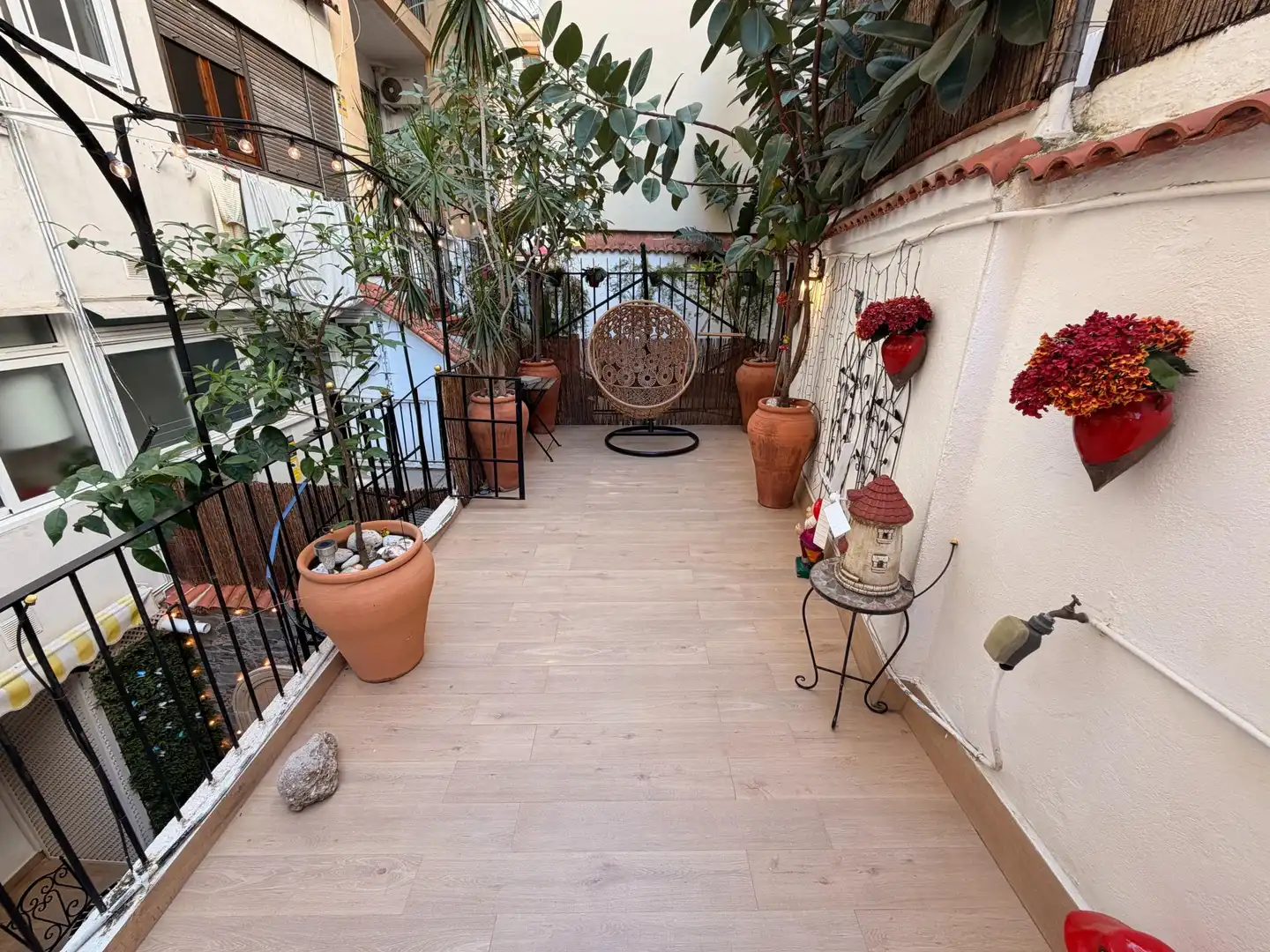 Terrasse von Maisonette zum Verkauf in Barcelona mit Klimaanlage, Terrasse und Balkon