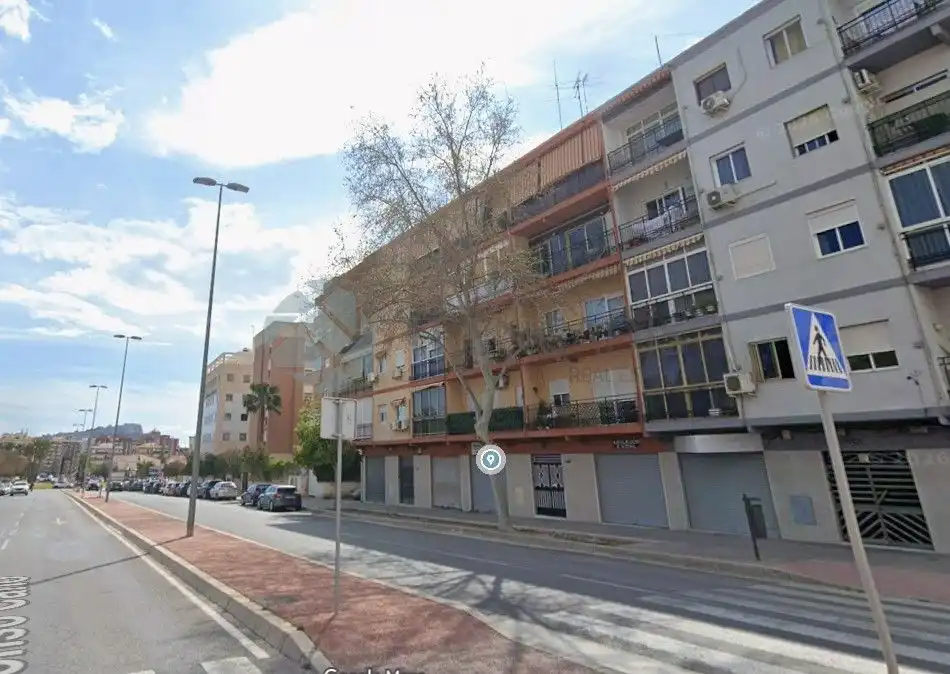 Pis en venda a CL ALONSO CANO  Es: Pl: Pt:IZ  ALICANTE/ALACANT (ALICANTE)