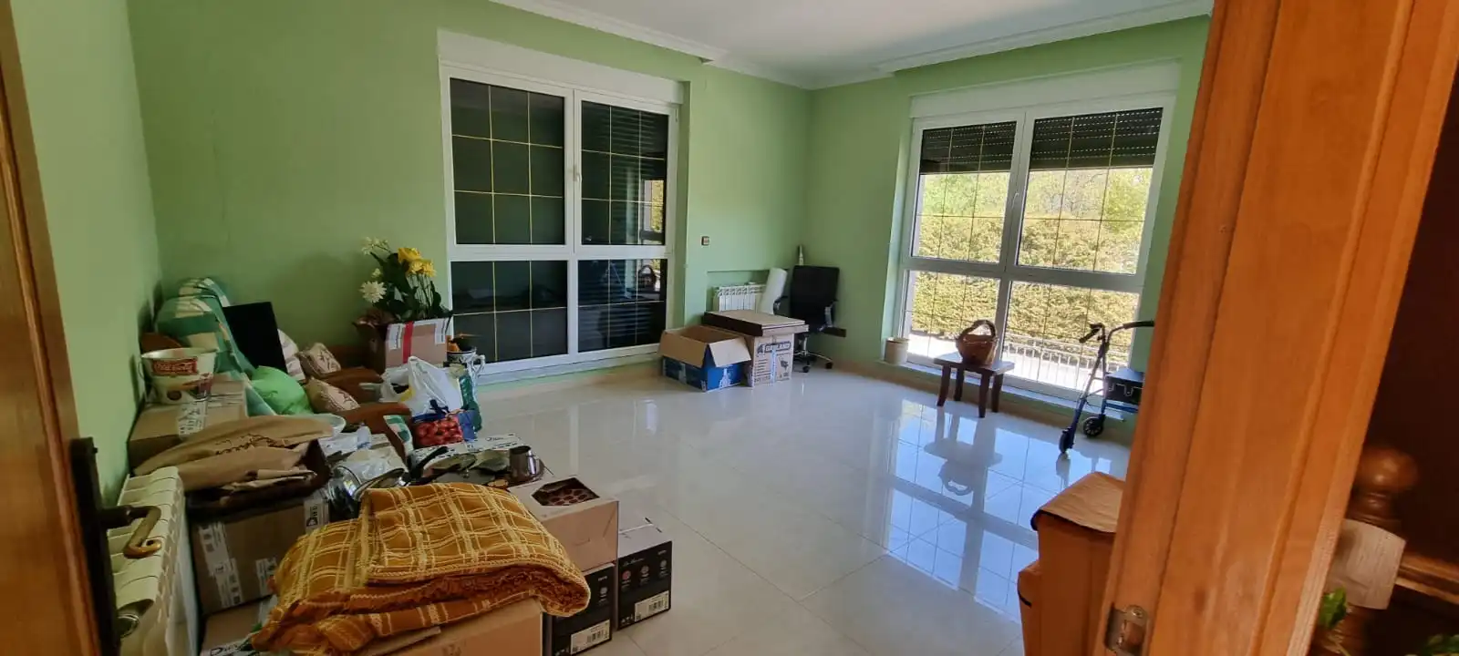 Sala d'estar de Casa o xalet en venda en Moralzarzal amb Aire condicionat, Calefacció i Jardí privat