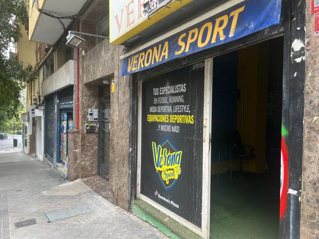 Local comercial en Alquiler en Avenida BETANZOS, 15 en Pilar