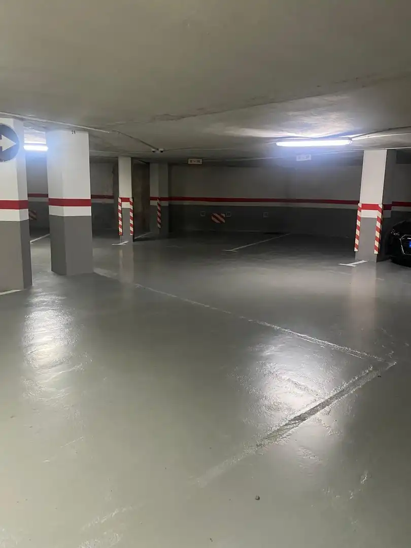 Individual en venta en Calle Calle Centelles
