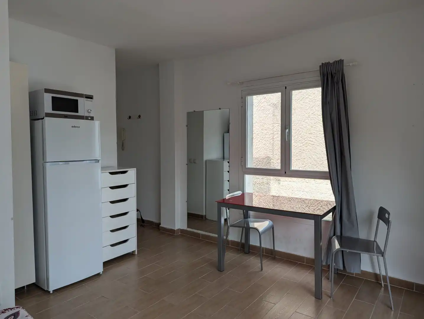 Habitación de Casa o chalet en venta en Madrid con Calefacción y Jardín privado