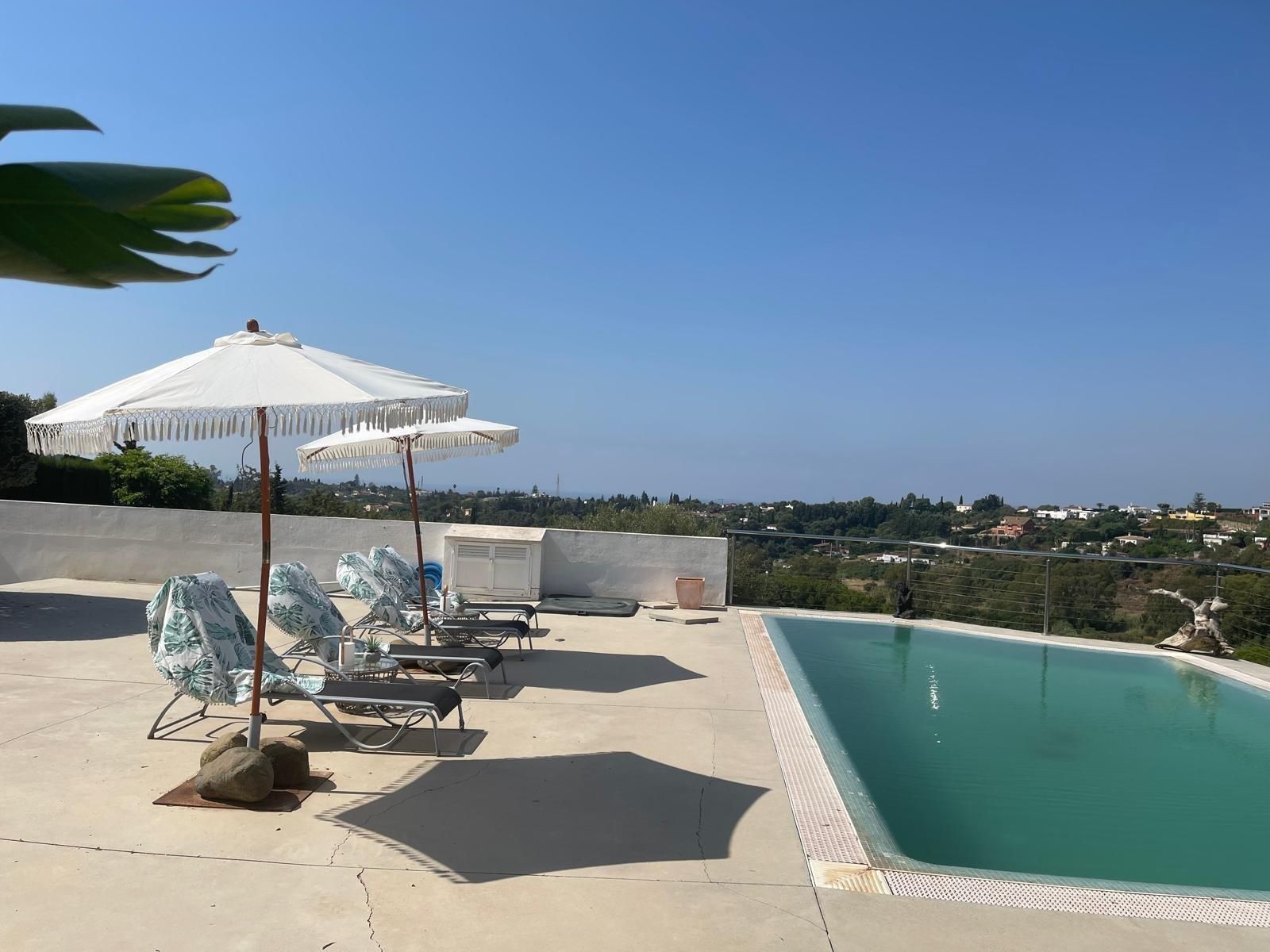 Swimming pool of House or chalet for sale in Estepona  with Private garden and Swimming Pool