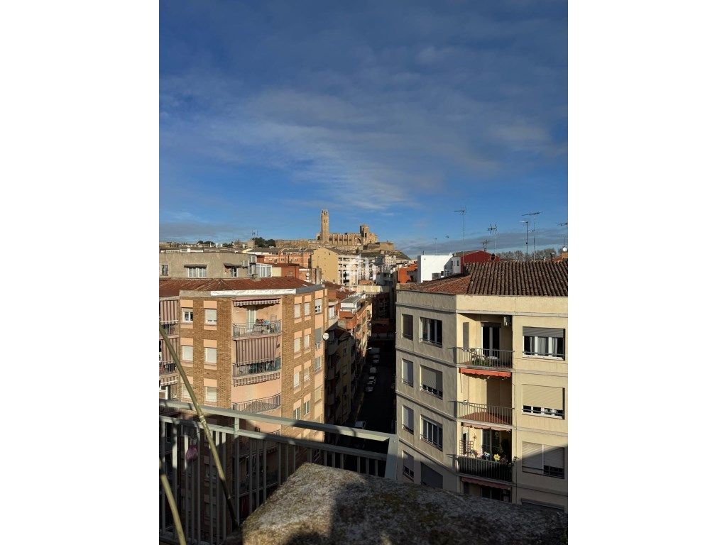 Exterior view of Attic for sale in  Lleida Capital  with Air Conditioner, Terrace and Balcony