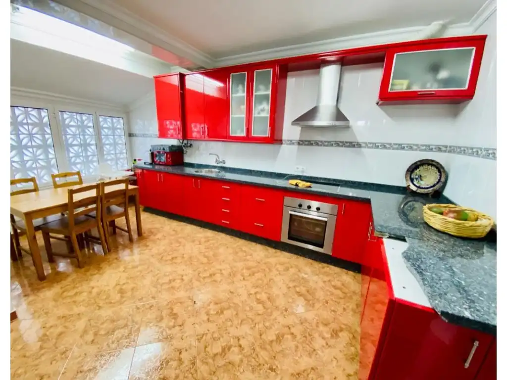 Kitchen of Houses for sale in Vélez-Málaga  with Terrace and Internet