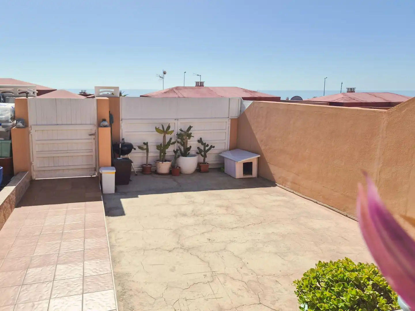 Terrasse von Einfamilien-Reihenhaus zum Verkauf in Antigua