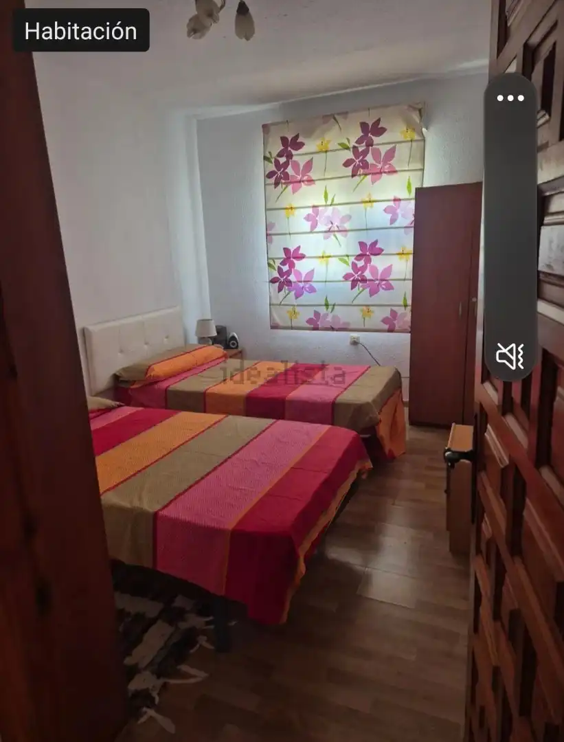 Dormitori de Casa o xalet en venda en Costacabana - Loma Cabrera