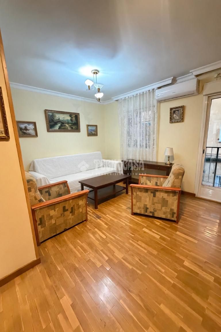 Sala d'estar de Pis en venda en  Madrid Capital amb Aire condicionat, Calefacció i Terrassa