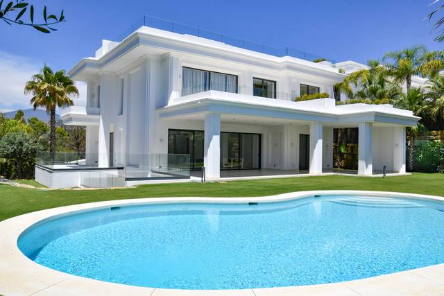 Casa-chalet en Venta en Lomas de Marbella Club