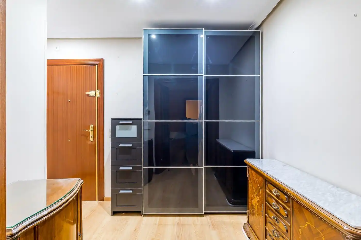Bedroom of Flat for sale in Madrid  with Air Conditioner, Heating and Terrace