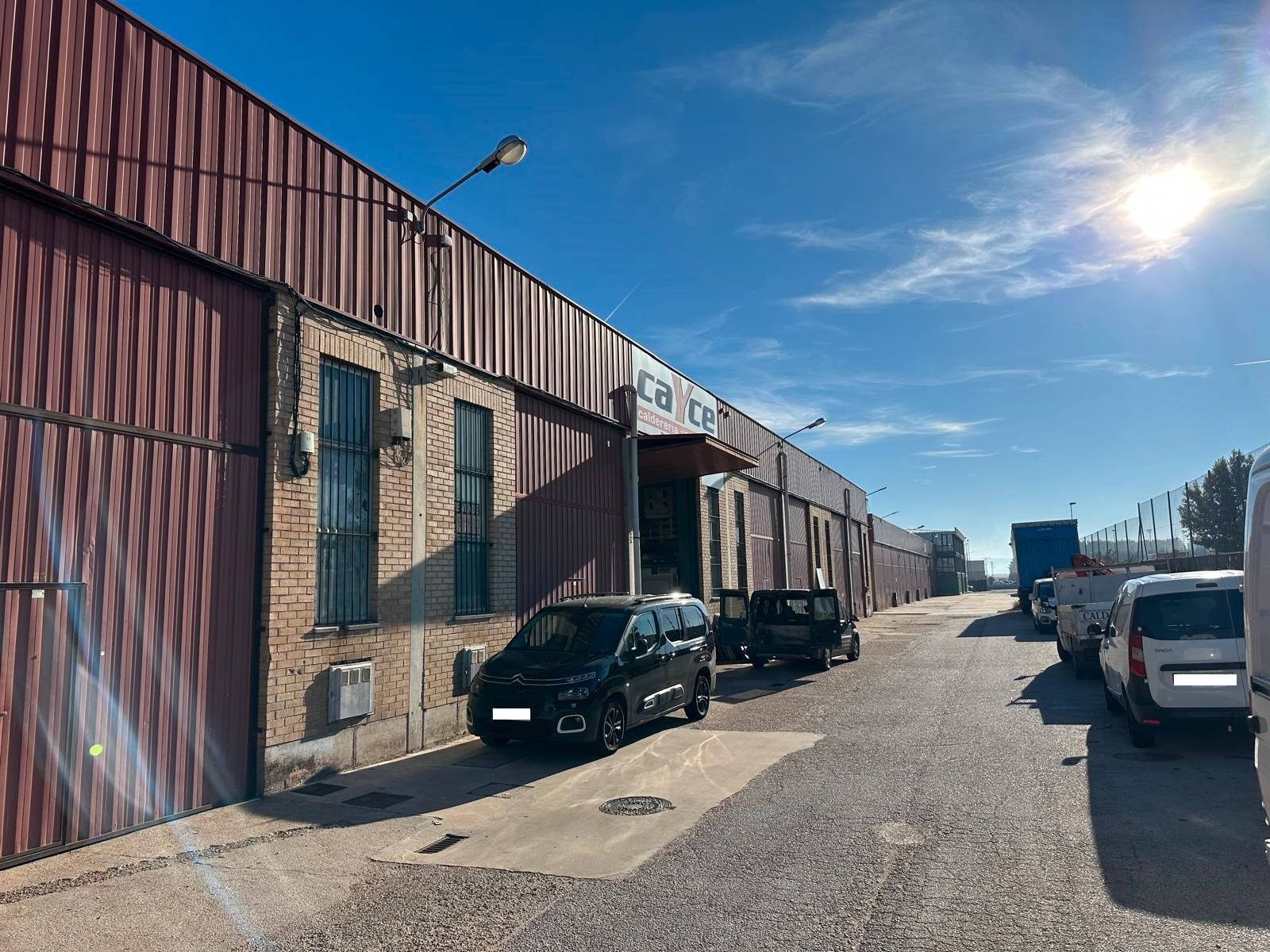 Vista exterior de Nave industrial en venta en Villagonzalo Pedernales con Calefacción