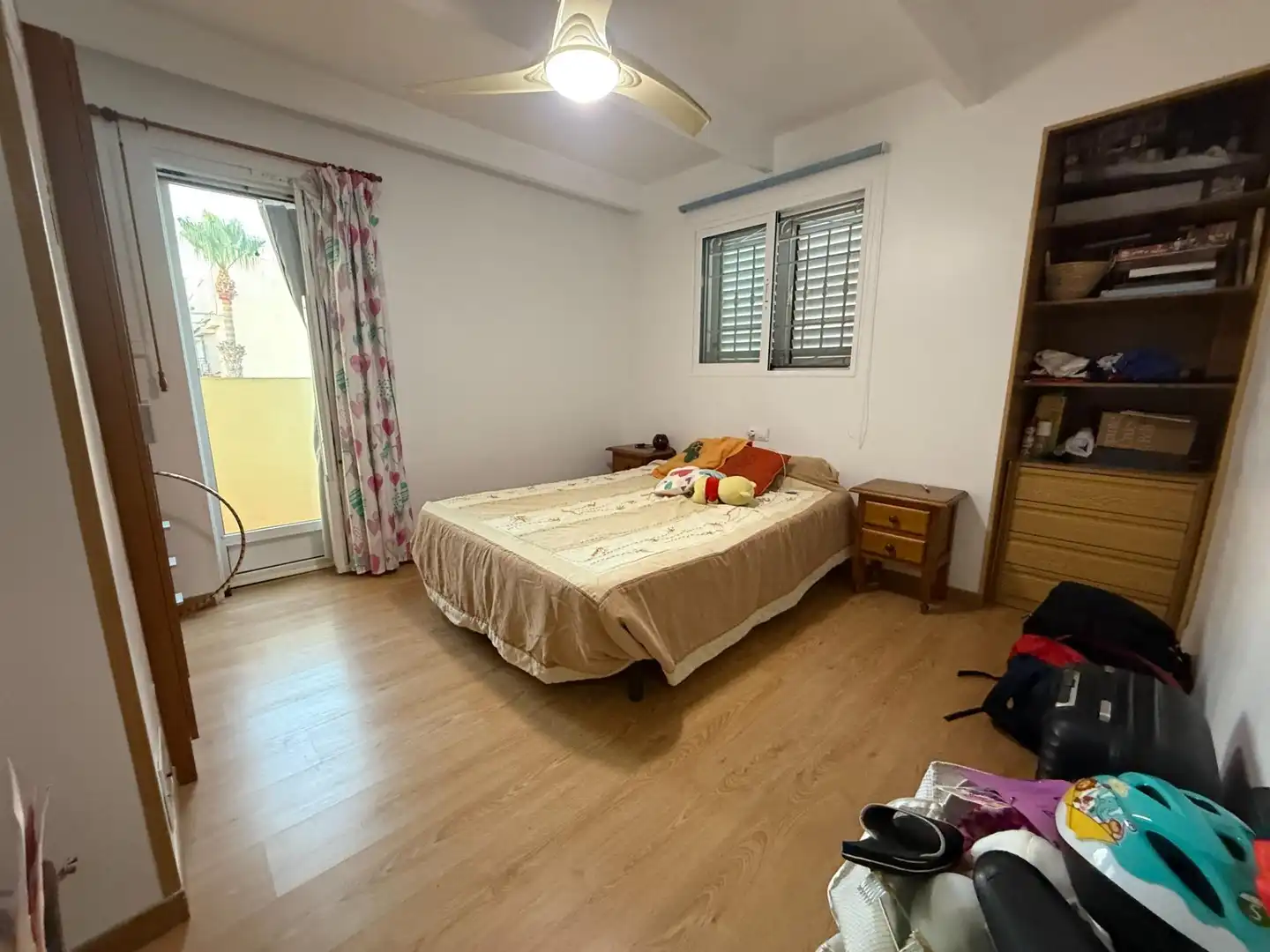 Habitación de Casa o chalet de alquiler en Santa Pola con Aire acondicionado, Amueblado y Piscina comunitaria
