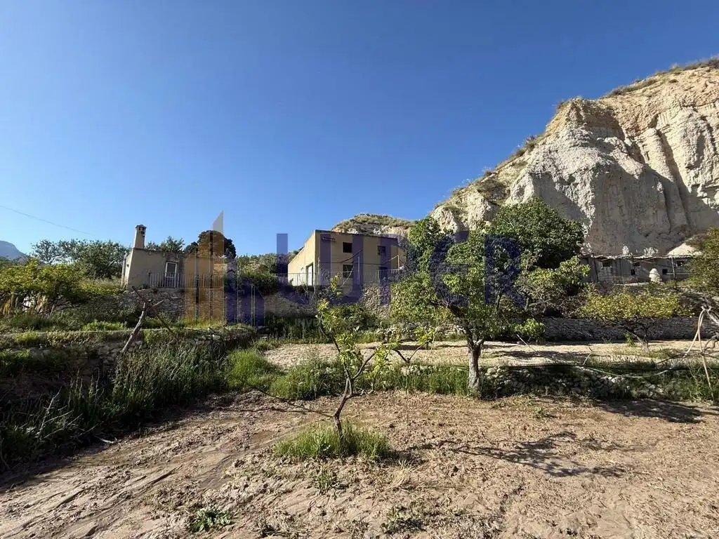 Country homes for sale in Jijona / Xixona