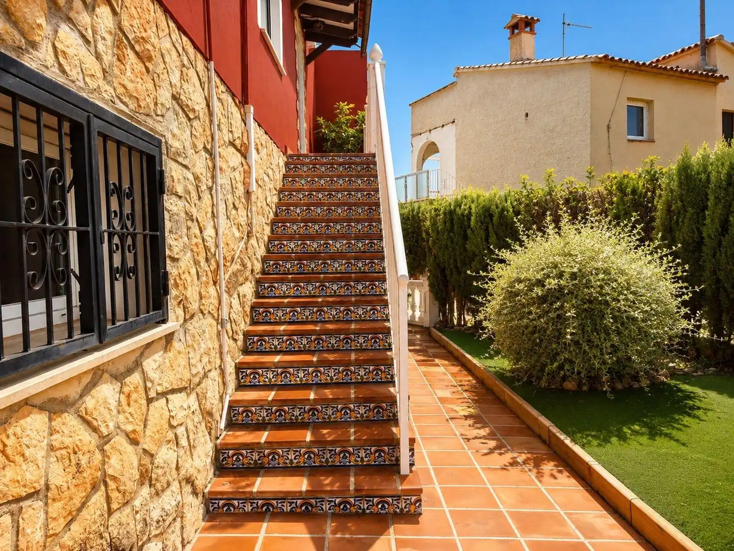 Terrace of Houses for sale in Calpe / Calp  with Air Conditioner, Heating and Private garden