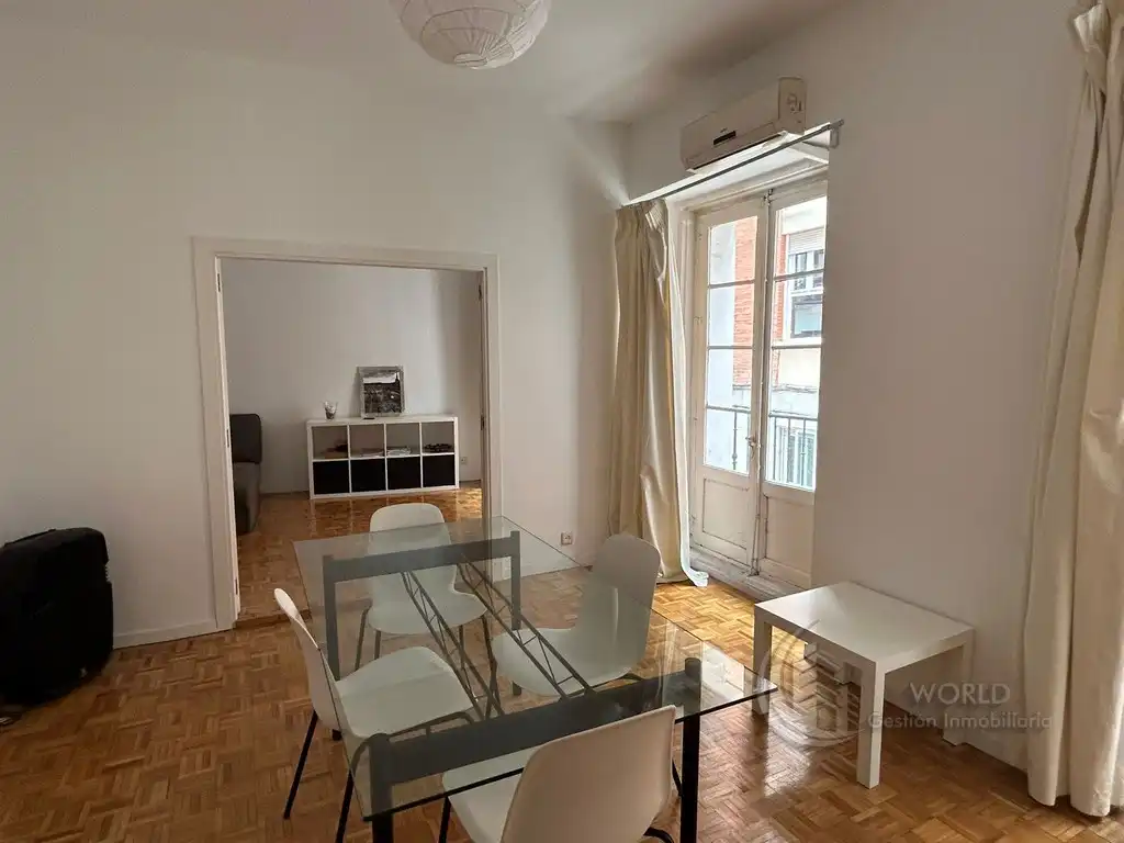 Comedor de Piso de alquiler en Madrid con Aire acondicionado, Calefacción y Amueblado