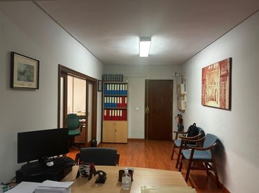 Oficina amb ascensor en venda a Centro