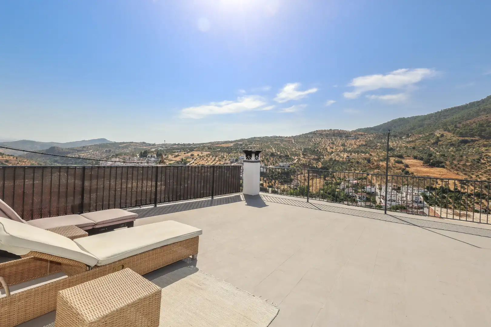 Terraza de Casa adosada en venta en Tolox con Terraza y Amueblado