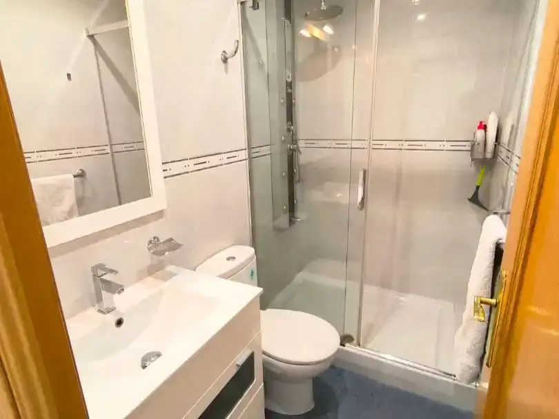 Flat for rent in Calle de Los Jardines, 11, Sol
