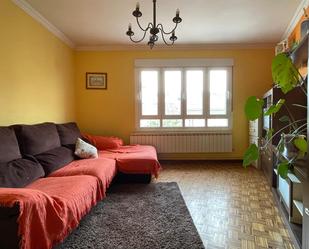 Living room of Flat for sale in Lugo Capital  with Heating, Storage room and Furnished