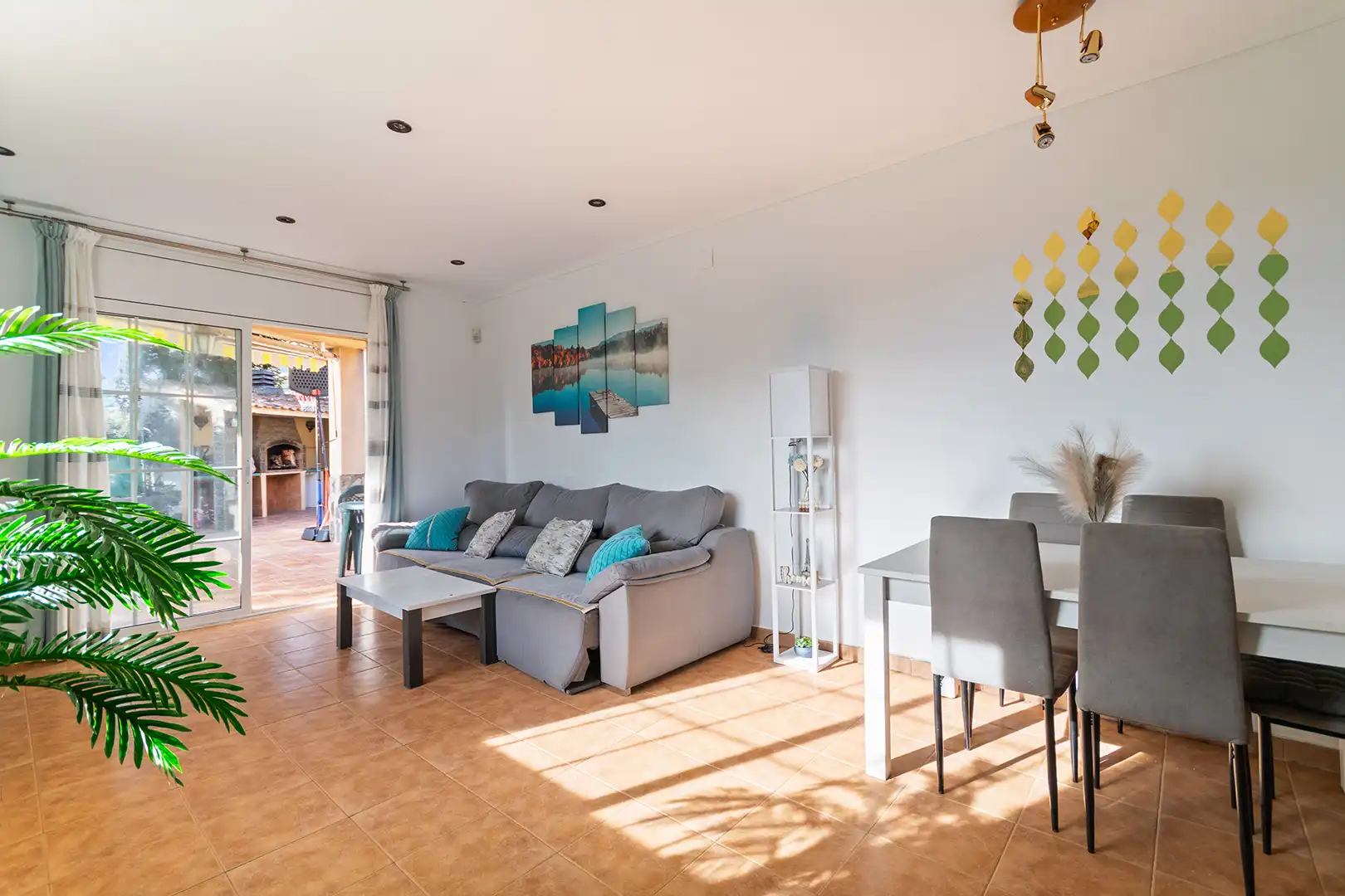 Sala d'estar de Casa o xalet en venda en Rubí amb Aire condicionat, Calefacció i Jardí privat
