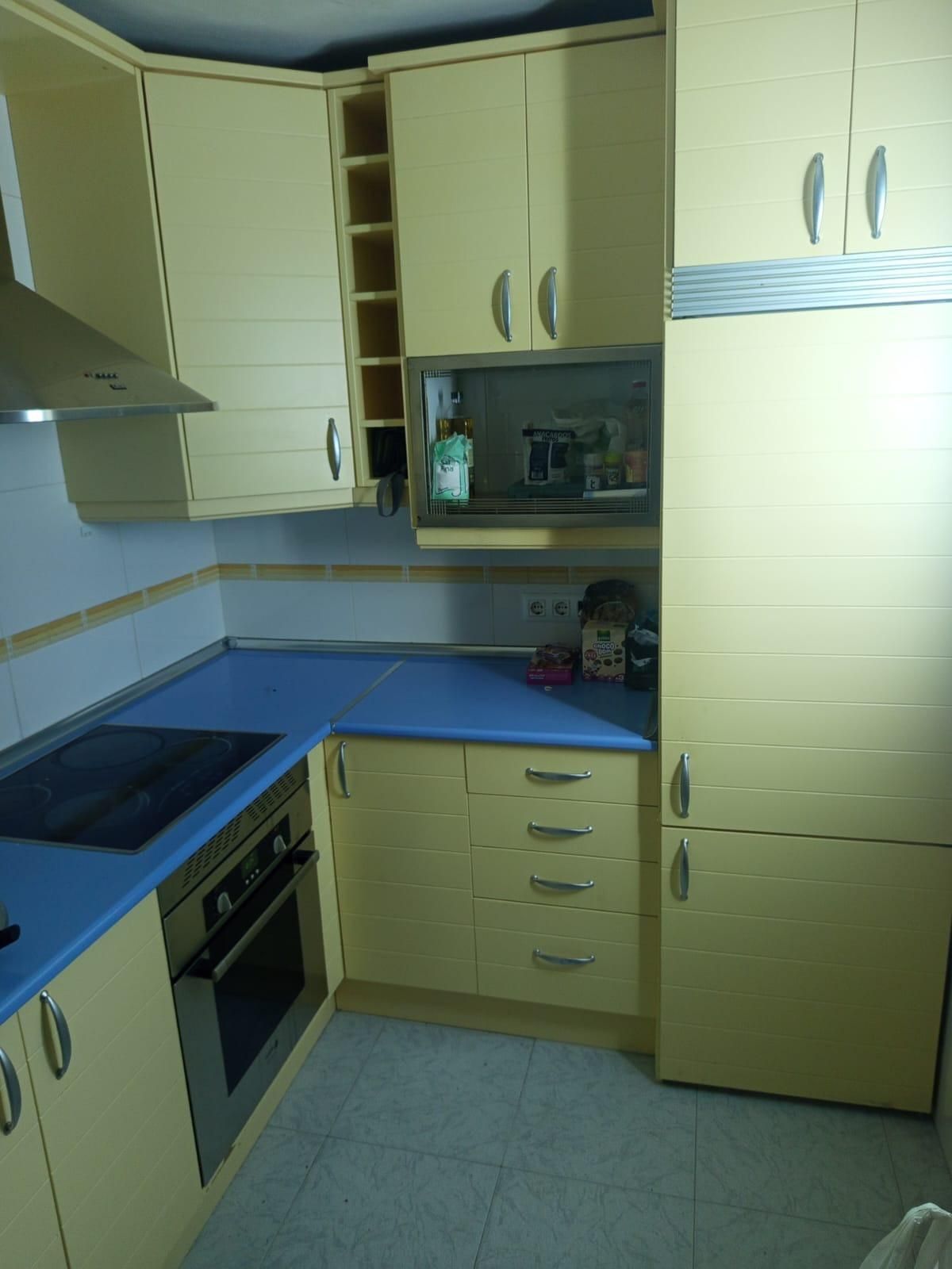 Cuina de Pis en venda en Yuncos amb Aire condicionat, Calefacció i Balcó