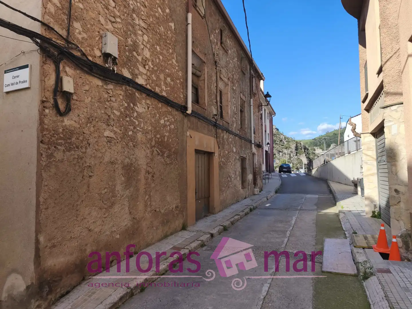 Exterior view of Buildings for sale in La Riba